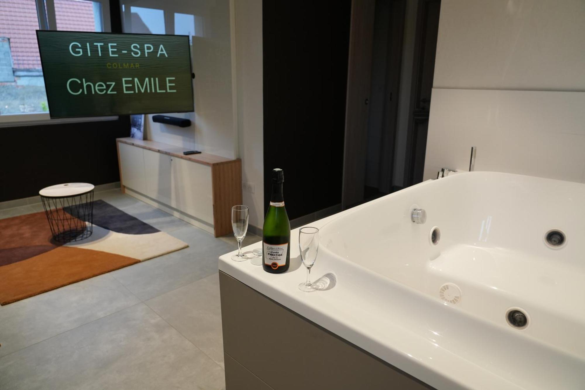 Gite Spa L'Atelier Emile - Spa Privatif - 5 Min Colmar Sainte-Croix-en-Plaine Экстерьер фото