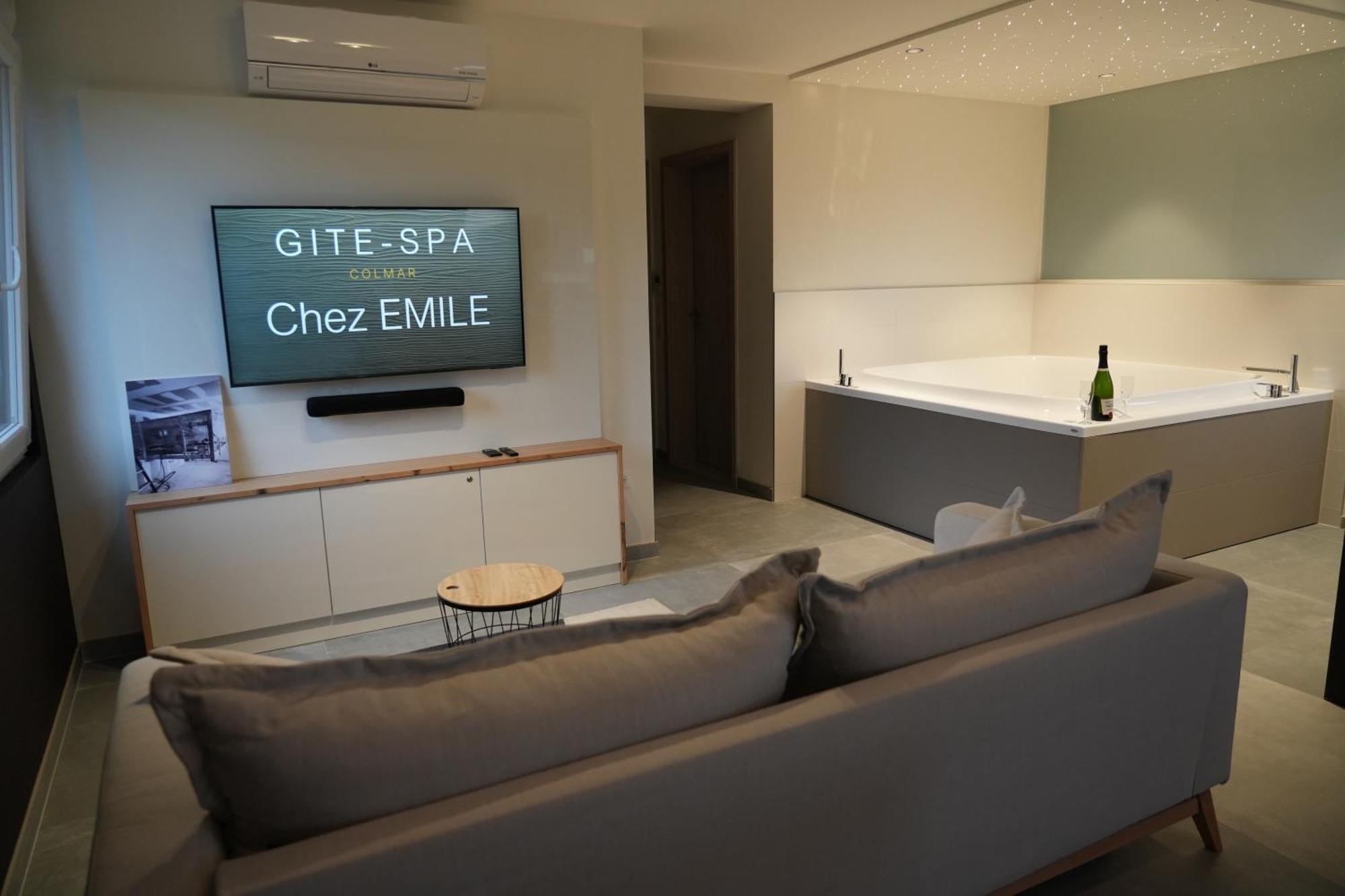 Gite Spa L'Atelier Emile - Spa Privatif - 5 Min Colmar Sainte-Croix-en-Plaine Номер фото